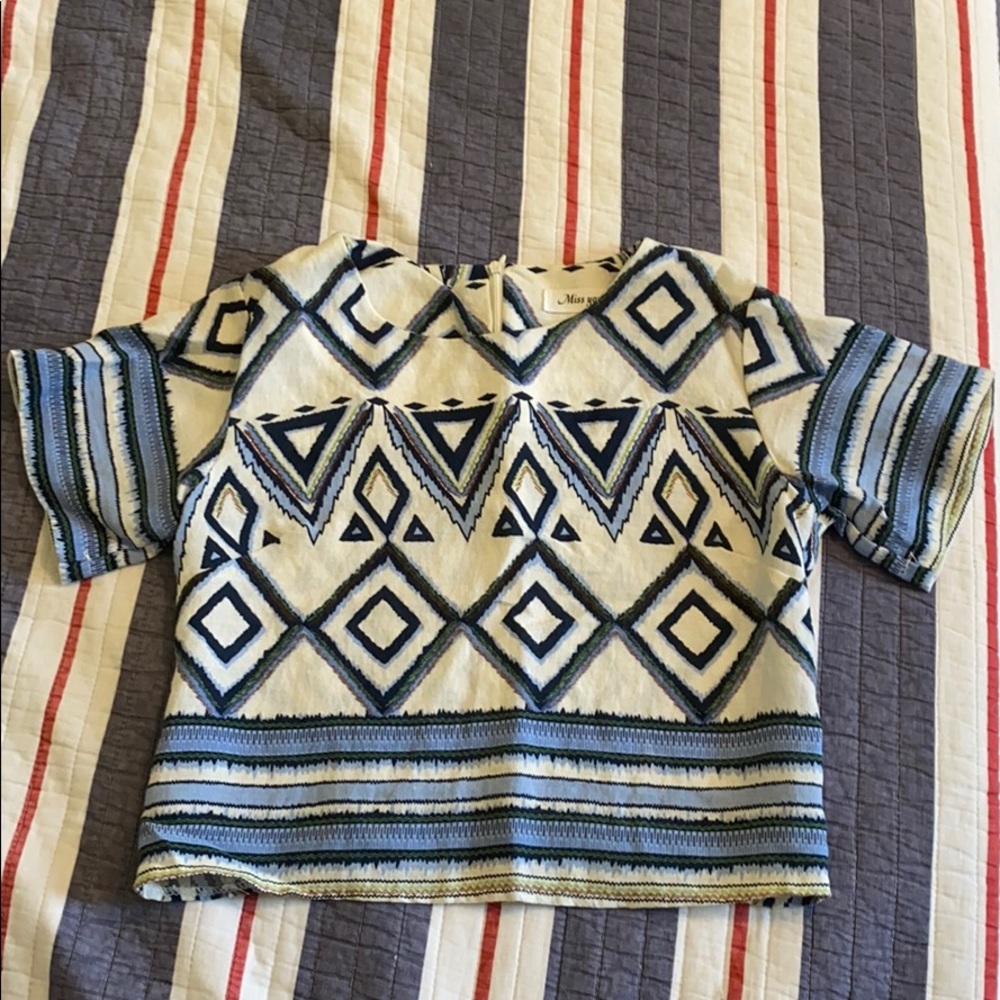 Geometric Print Crop Top
